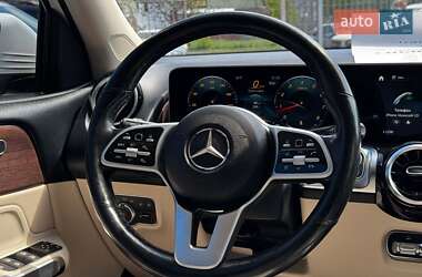 Позашляховик / Кросовер Mercedes-Benz GLB-Class 2020 в 