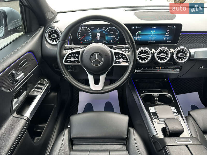 Внедорожник / Кроссовер Mercedes-Benz GLB-Class 2019 в Киеве