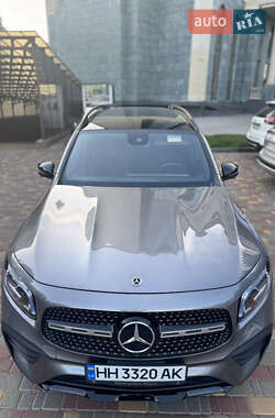 Внедорожник / Кроссовер Mercedes-Benz GLB-Class 2022 в 