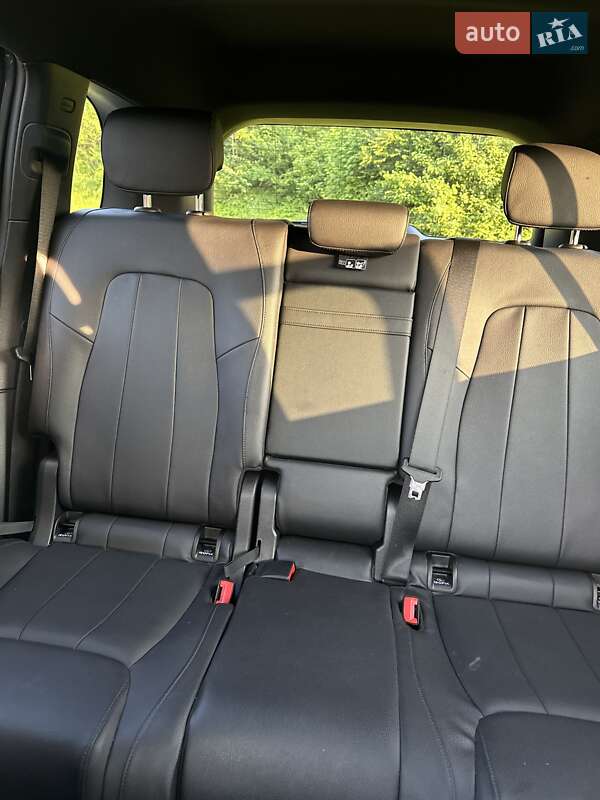 Внедорожник / Кроссовер Mercedes-Benz GLB-Class 2020 в Тернополе