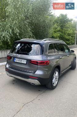 Внедорожник / Кроссовер Mercedes-Benz GLB-Class 2021 в 