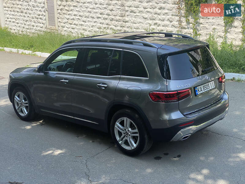 Позашляховик / Кросовер Mercedes-Benz GLB-Class 2021 в Києві