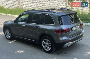 Внедорожник / Кроссовер Mercedes-Benz GLB-Class 2021 в 