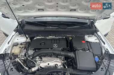 Внедорожник / Кроссовер Mercedes-Benz GLB-Class 2021 в 