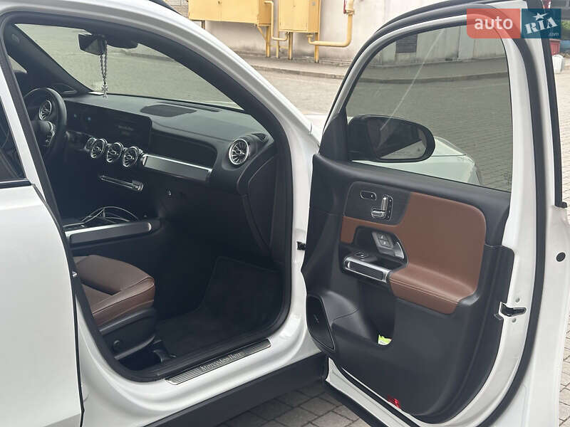 Внедорожник / Кроссовер Mercedes-Benz GLB-Class 2021 в Запорожье