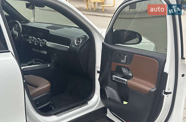 Внедорожник / Кроссовер Mercedes-Benz GLB-Class 2021 в 