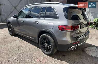 Внедорожник / Кроссовер Mercedes-Benz GLB-Class 2022 в 