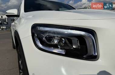Внедорожник / Кроссовер Mercedes-Benz GLB-Class 2021 в 