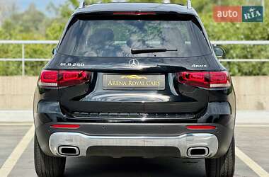 Внедорожник / Кроссовер Mercedes-Benz GLB-Class 2022 в 