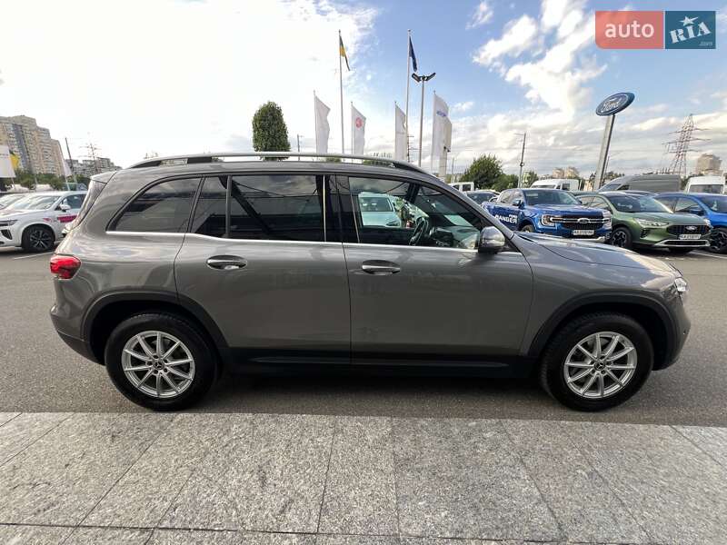 Внедорожник / Кроссовер Mercedes-Benz GLB-Class 2021 в Киеве