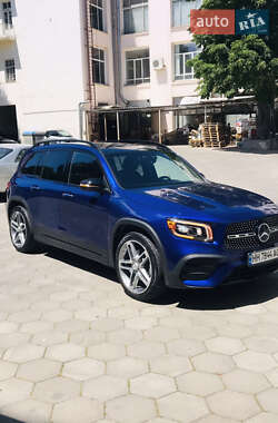 Внедорожник / Кроссовер Mercedes-Benz GLB-Class 2020 в 