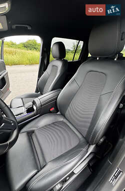 Внедорожник / Кроссовер Mercedes-Benz GLB-Class 2021 в 