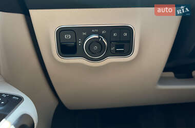 Внедорожник / Кроссовер Mercedes-Benz GLB-Class 2020 в 