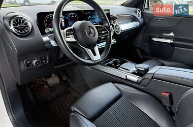 Внедорожник / Кроссовер Mercedes-Benz GLB-Class 2021 в 