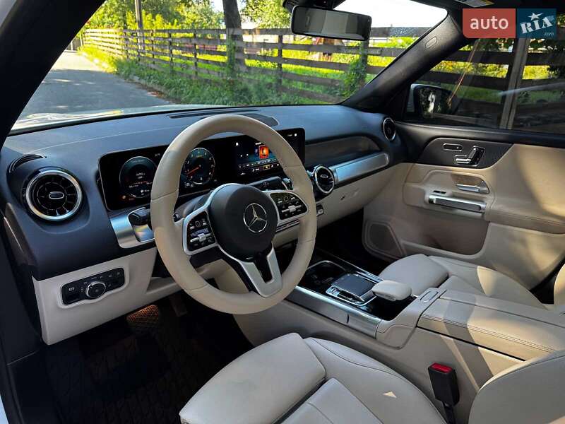 Внедорожник / Кроссовер Mercedes-Benz GLB-Class 2020 в Киеве