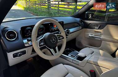 Внедорожник / Кроссовер Mercedes-Benz GLB-Class 2020 в 