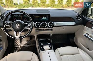 Позашляховик / Кросовер Mercedes-Benz GLB-Class 2020 в 