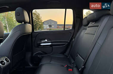 Внедорожник / Кроссовер Mercedes-Benz GLB-Class 2022 в 