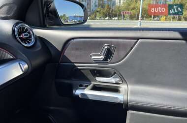 Внедорожник / Кроссовер Mercedes-Benz GLB-Class 2021 в 