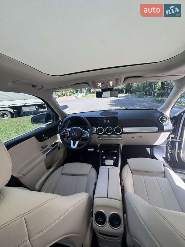 Внедорожник / Кроссовер Mercedes-Benz GLB-Class 2020 в Киеве