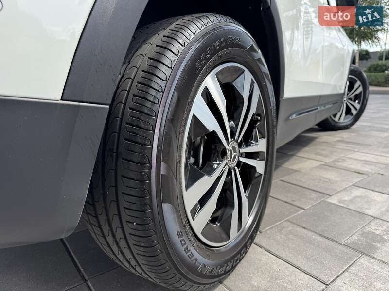 Внедорожник / Кроссовер Mercedes-Benz GLB-Class 2022 в Киеве
