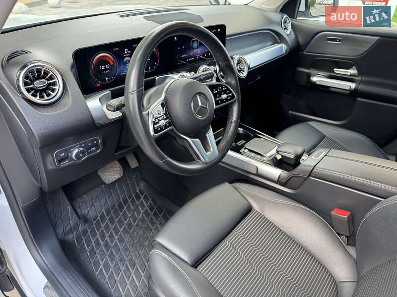 Внедорожник / Кроссовер Mercedes-Benz GLB-Class 2022 в Киеве