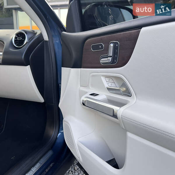 Внедорожник / Кроссовер Mercedes-Benz GLB-Class 2020 в Мукачево фото 12 Внедорожник / Кроссовер Mercedes-Benz GLB-Class 2020 в Мукачево