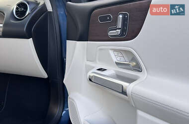 Внедорожник / Кроссовер Mercedes-Benz GLB-Class 2020 в 
