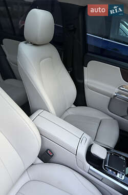 Внедорожник / Кроссовер Mercedes-Benz GLB-Class 2020 в 