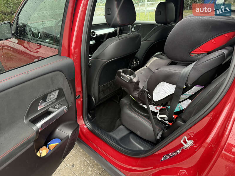 Внедорожник / Кроссовер Mercedes-Benz GLB-Class 2020 в Ивано-Франковске