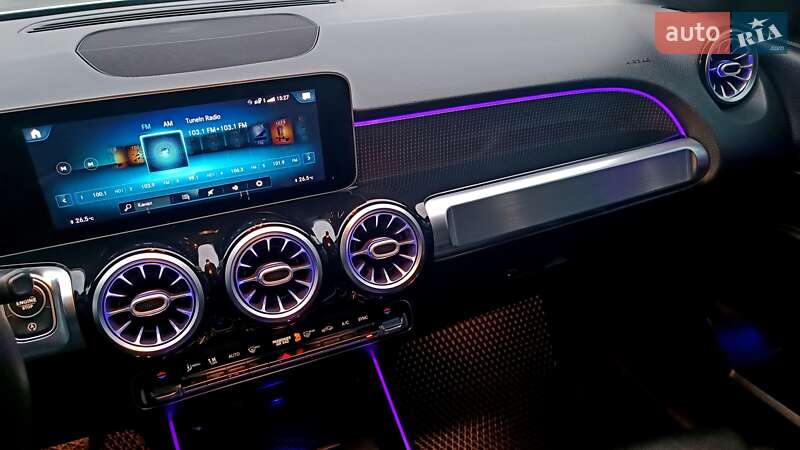 Внедорожник / Кроссовер Mercedes-Benz GLB-Class 2019 в Киеве