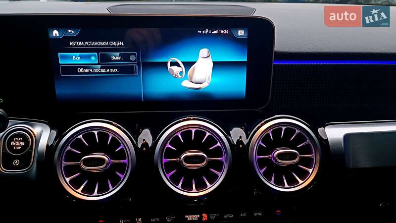 Внедорожник / Кроссовер Mercedes-Benz GLB-Class 2019 в Киеве