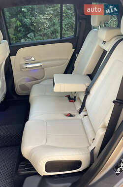Внедорожник / Кроссовер Mercedes-Benz GLB-Class 2020 в 