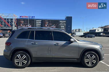 Позашляховик / Кросовер Mercedes-Benz GLB-Class 2022 в 