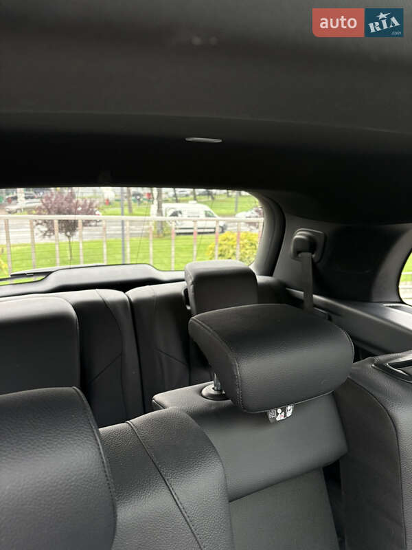 Внедорожник / Кроссовер Mercedes-Benz GLB-Class 2020 в Львове