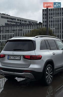 Позашляховик / Кросовер Mercedes-Benz GLB-Class 2020 в 