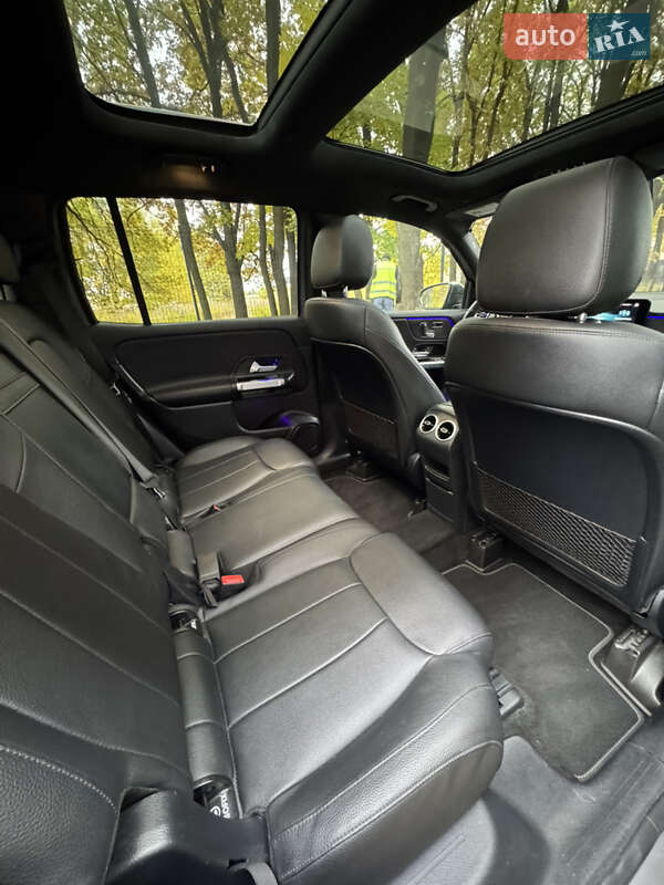 Внедорожник / Кроссовер Mercedes-Benz GLB-Class 2022 в Чернигове