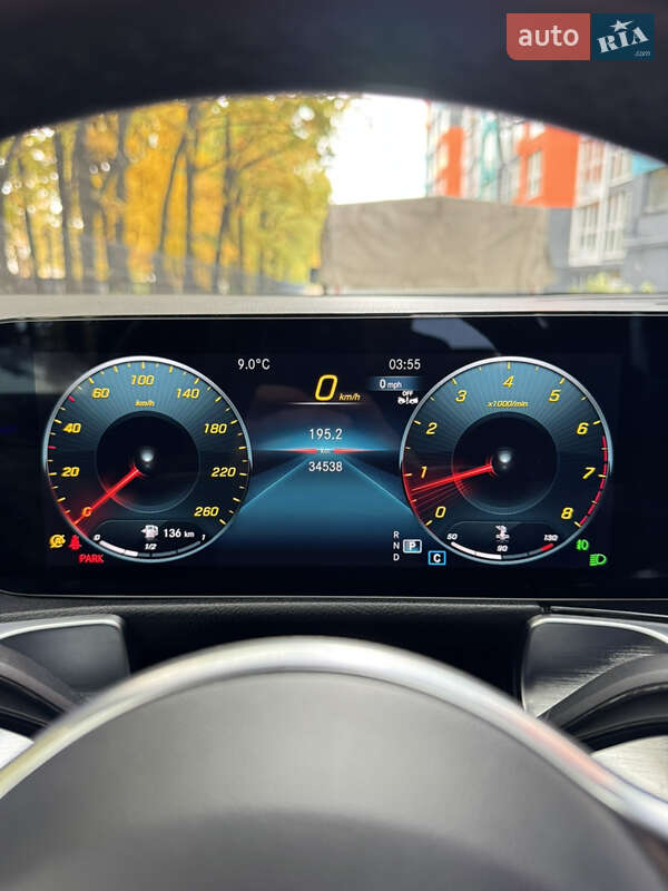 Внедорожник / Кроссовер Mercedes-Benz GLB-Class 2022 в Чернигове