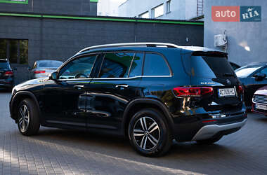 Позашляховик / Кросовер Mercedes-Benz GLB-Class 2019 в 