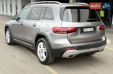 Внедорожник / Кроссовер Mercedes-Benz GLB-Class 2021 в 