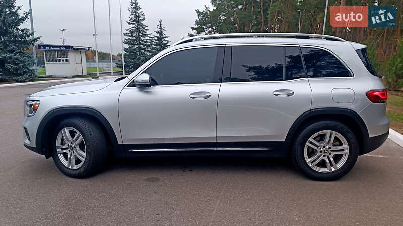 Позашляховик / Кросовер Mercedes-Benz GLB-Class 2019 в Києві