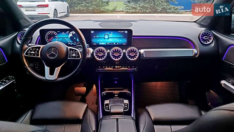 Позашляховик / Кросовер Mercedes-Benz GLB-Class 2019 в Києві