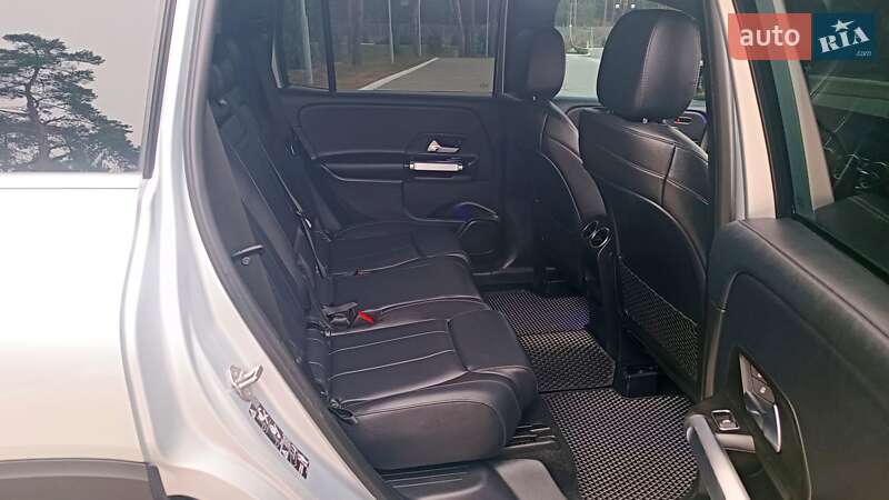 Позашляховик / Кросовер Mercedes-Benz GLB-Class 2019 в Києві