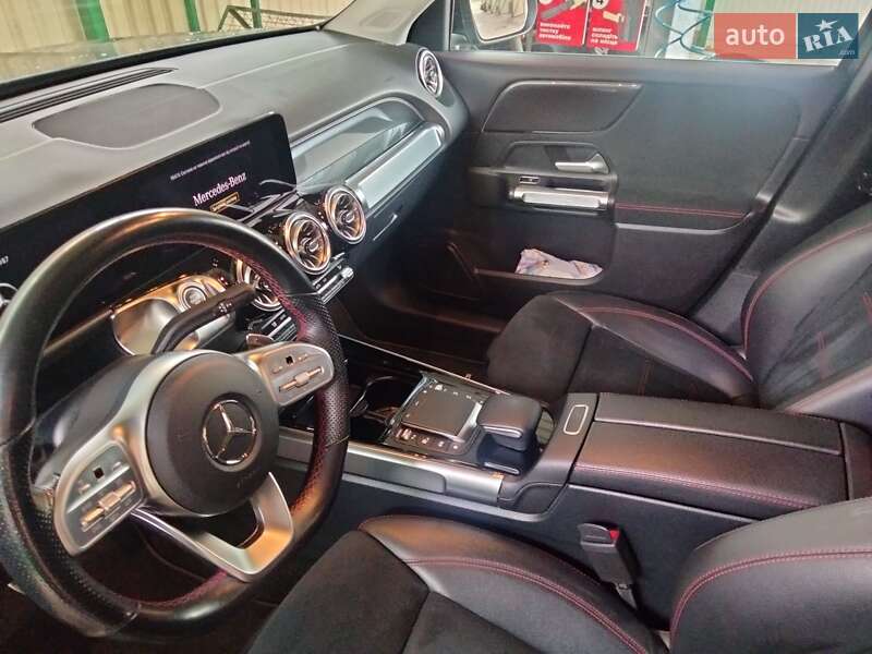 Позашляховик / Кросовер Mercedes-Benz GLB-Class 2021 в Хмельницькому фото 18 Позашляховик / Кросовер Mercedes-Benz GLB-Class 2021 в Хмельницькому