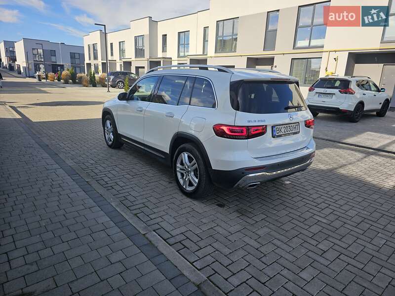 Внедорожник / Кроссовер Mercedes-Benz GLB-Class 2020 в Луцке