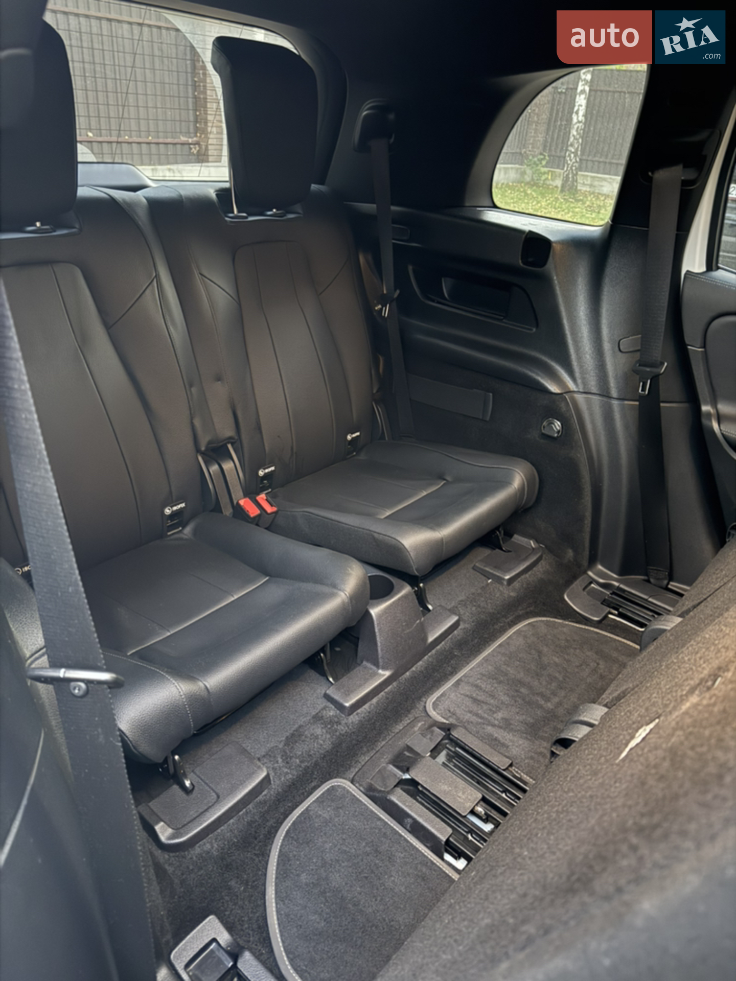 2021 Mercedes-Benz GLB - мініатюра 35