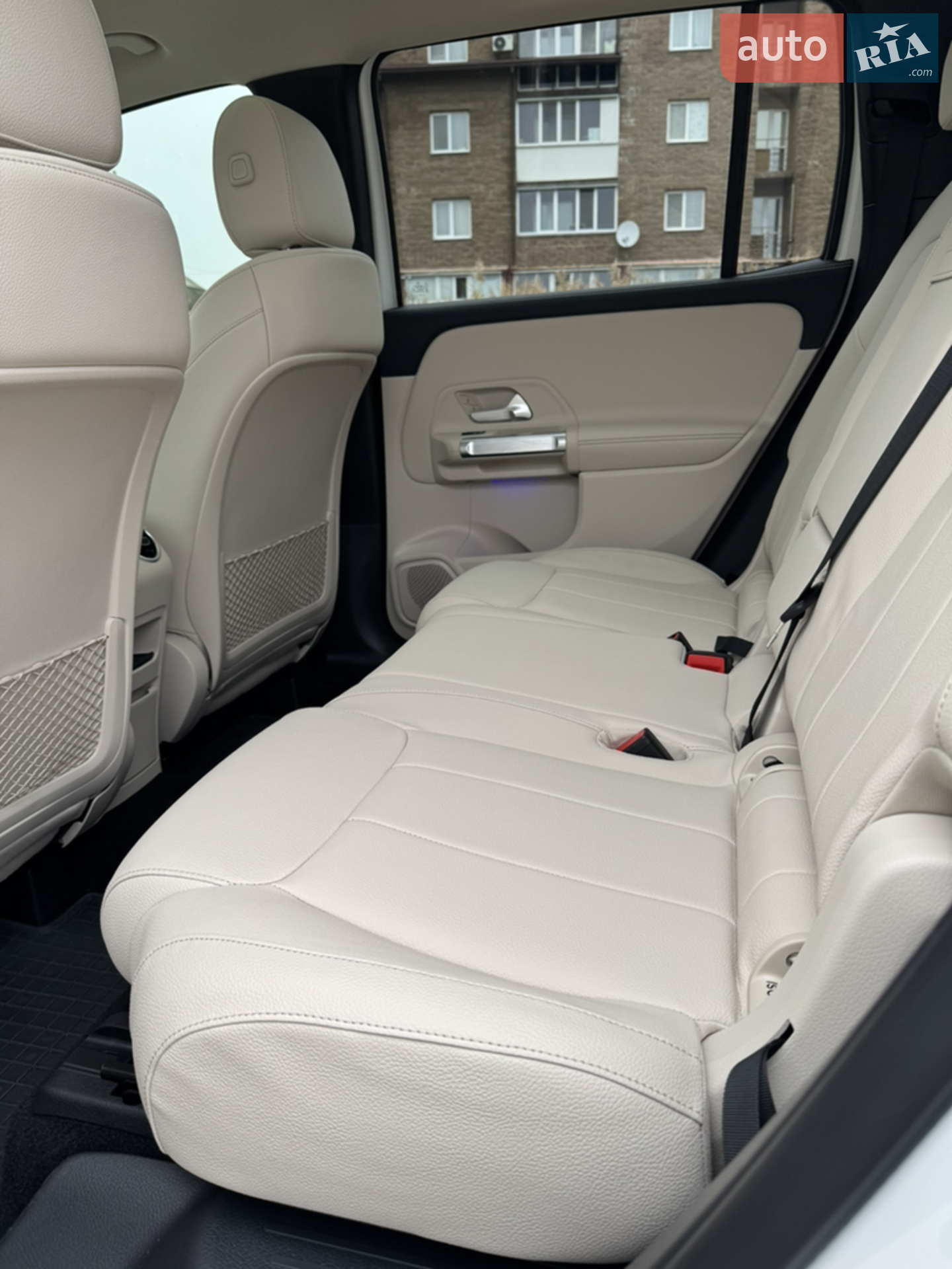 2023 Mercedes-Benz GLB - мініатюра 22
