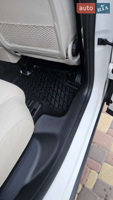 Внедорожник / Кроссовер Mercedes-Benz GLB-Class 2022 в Киеве фото 23 Внедорожник / Кроссовер Mercedes-Benz GLB-Class 2022 в Киеве