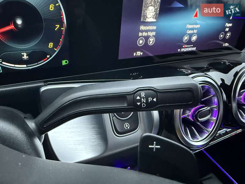 Позашляховик / Кросовер Mercedes-Benz GLB-Class 2021 в Києві