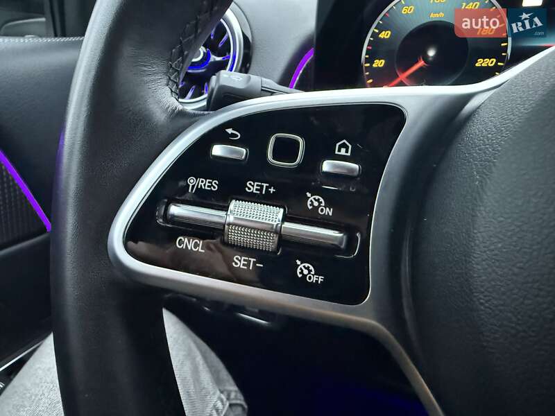 Позашляховик / Кросовер Mercedes-Benz GLB-Class 2021 в Києві